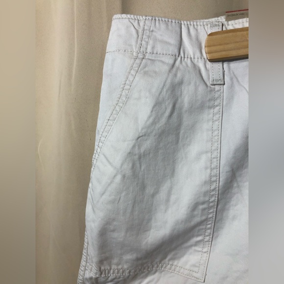 NWT Levi’s cream Utility Pant - Picture 13 of 13